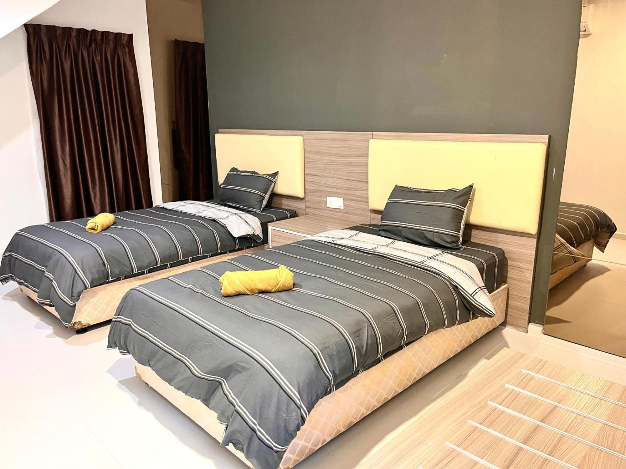 Hillland Apartment Ayer Keroh