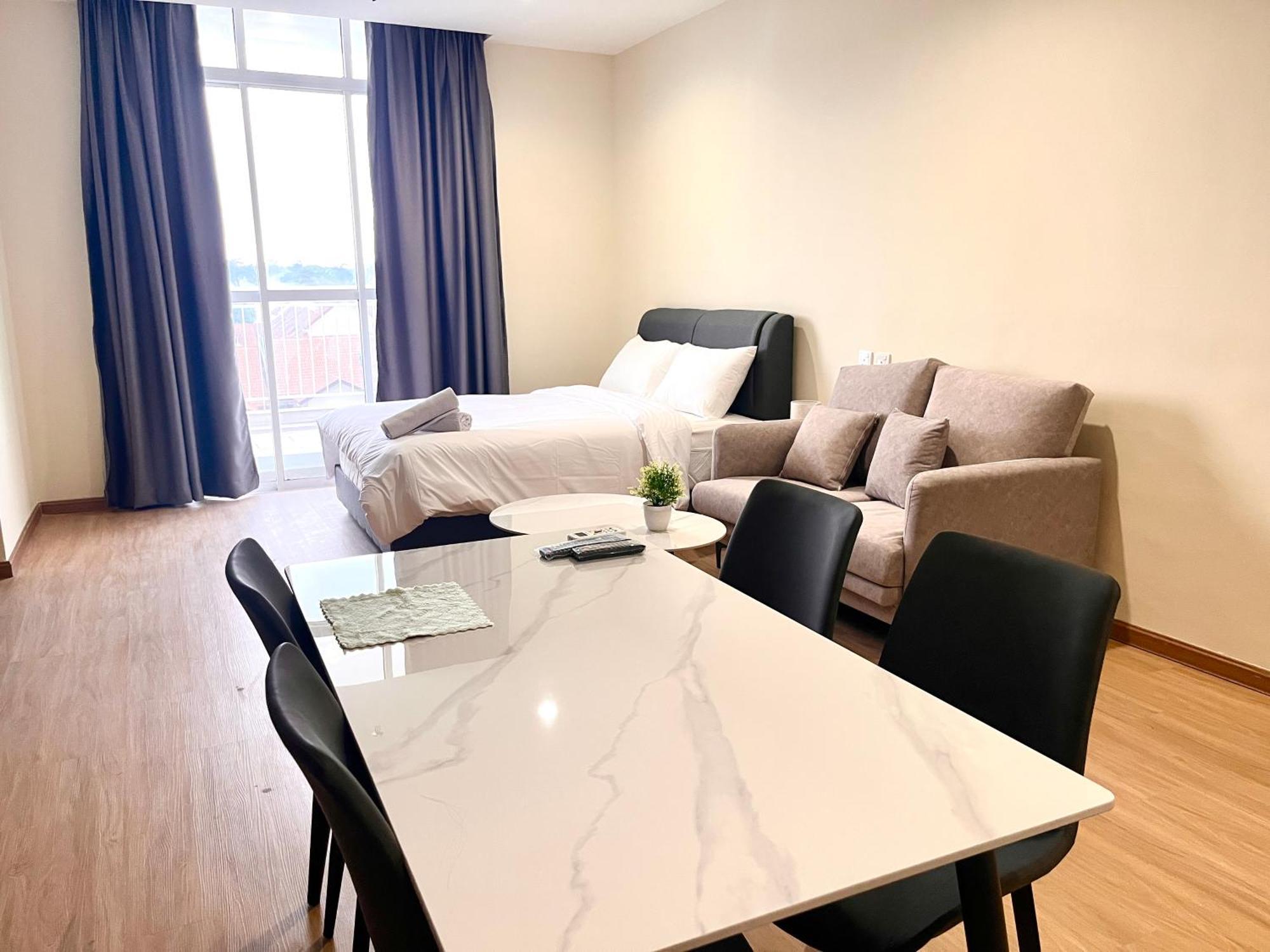 Hillland Apartment