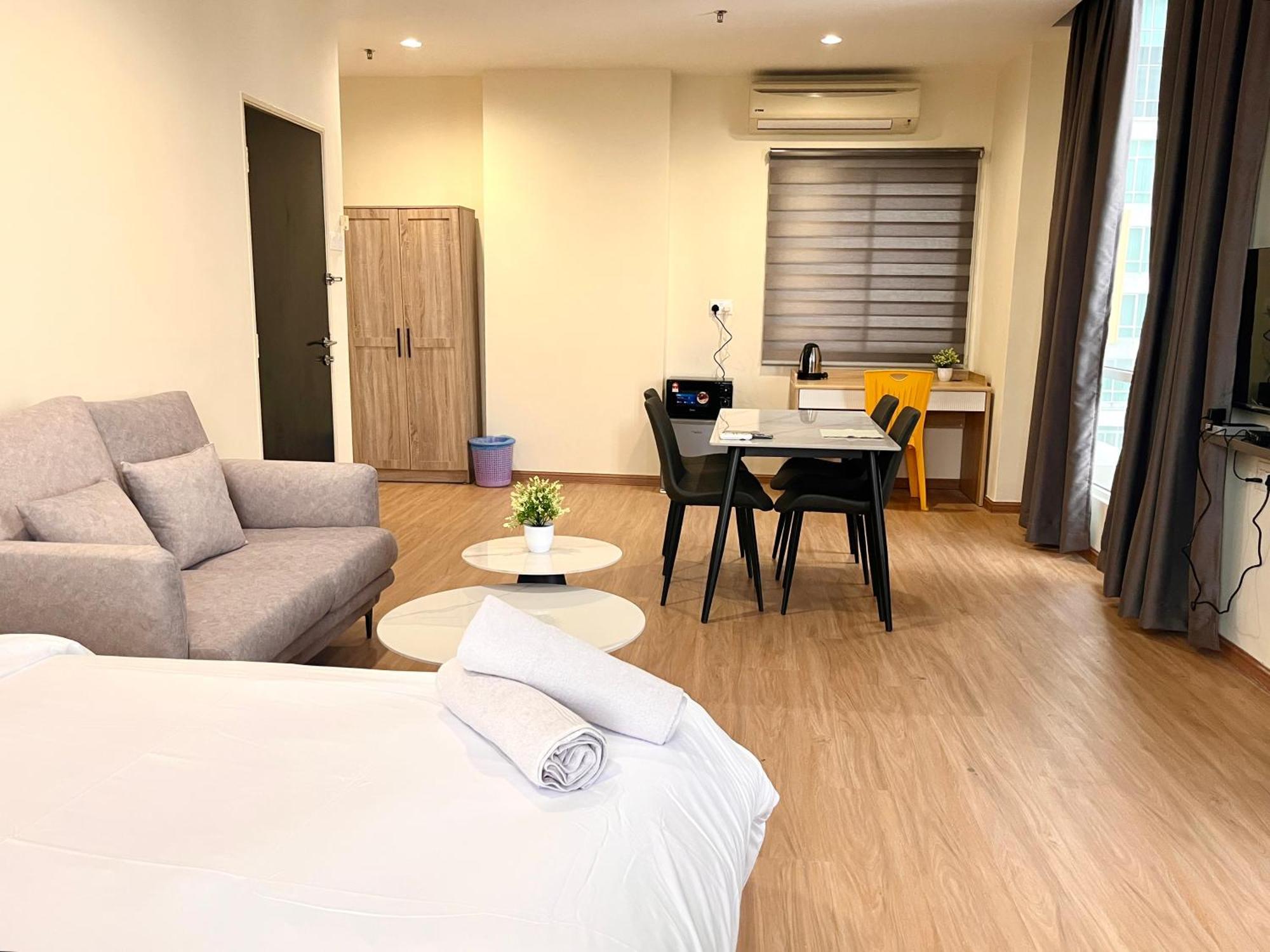 Apartment Hillland Ayer Keroh